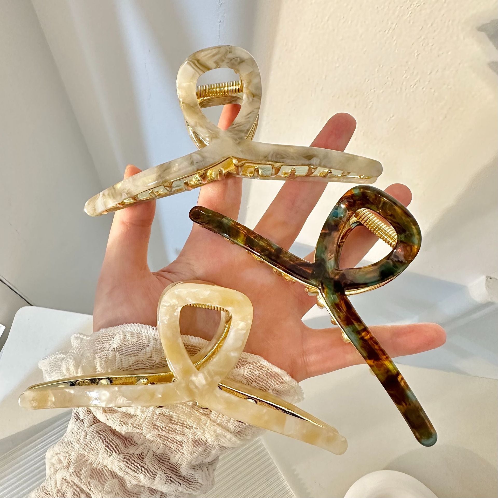 Wholesale Large Premium Acette Hair Clips